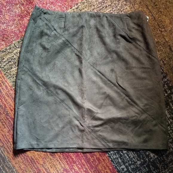 Pantology top & skirt - Picture 4 of 9